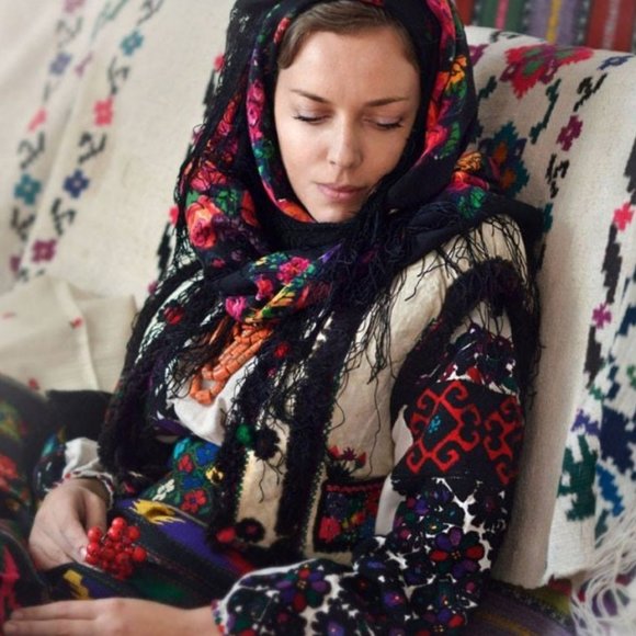 Boho Chic Scarf Wrap Shall Boho Babushka Gypsy Scarf Spell Boho Tassels - Picture 10 of 13